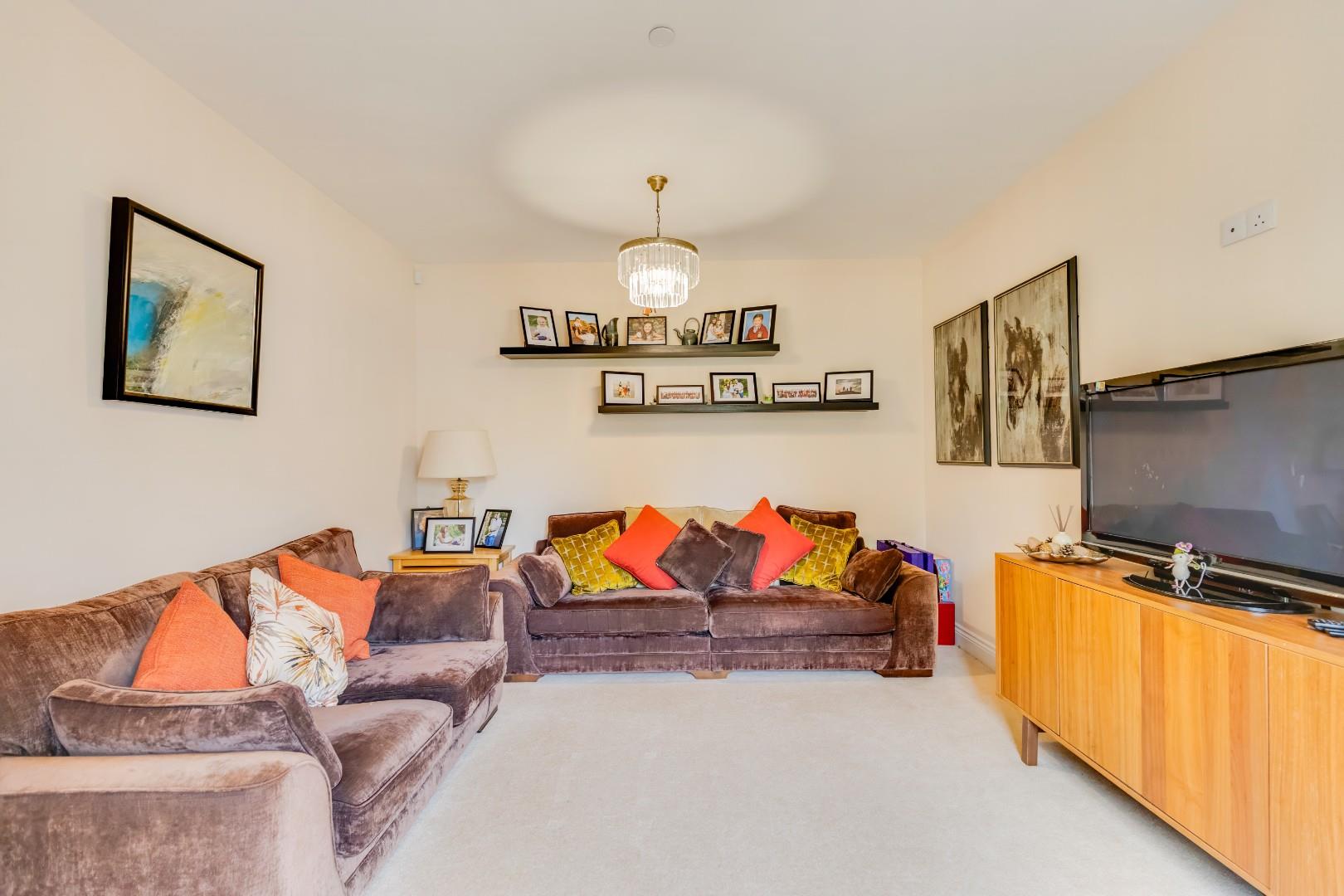 30 Court Close, Aberthin, Nr Cowbridge, Vale of Glamorgan, CF71 7EH